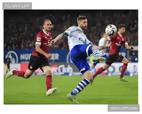 沙尔克04定位球表现显著提升,成球队重返竞争行列关键因素 沙尔克04定位球表现显著提升,成球队重返竞争行列关键因素