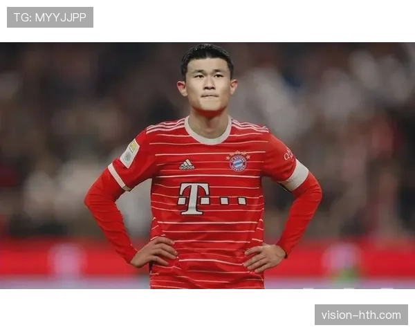 金玟哉荣膺德甲赛季最佳潜力奖,展现未来之星的竞争力增强 金玟哉荣膺德甲赛季最佳潜力奖,展现未来之星的竞争力增强